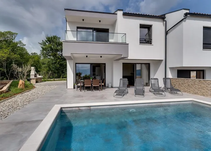Lavanda -semi-detached With A Pool And A Panoramic View, Close To A Sandy Beach- By Traveler Tourist Agency Krk Βίλα