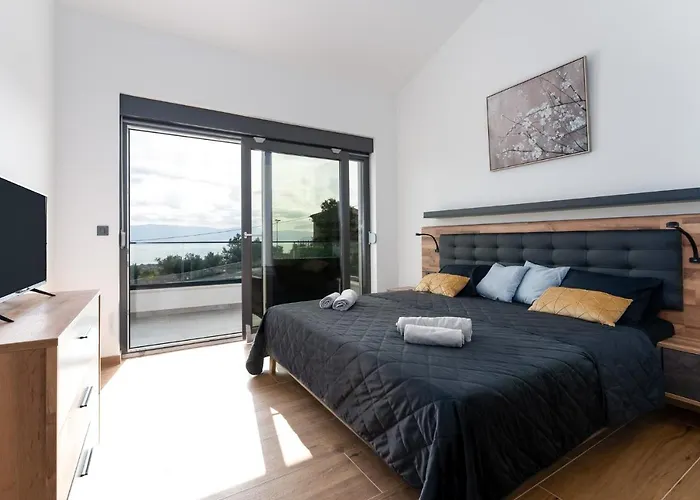 Βίλα Lavanda -semi-detached With A Pool And A Panoramic View, Close To A Sandy Beach- By Traveler Tourist Agency Krk Risika