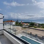 Lavanda: Poolside Retreat With Access And Panoramic Views Villa Risika