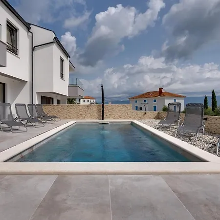 Lavanda -semi-detached With A Pool And A Panoramic View, Close To A Sandy Beach- By Traveler Tourist Agency Krk Risika