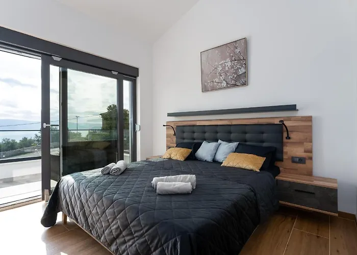 Lavanda -semi-detached With A Pool And A Panoramic View, Close To A Sandy Beach- By Traveler Tourist Agency Krk