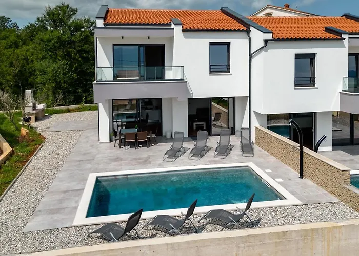 Lavanda -semi-detached With A Pool And A Panoramic View, Close To A Sandy Beach- By Traveler Tourist Agency Krk Villa Risika