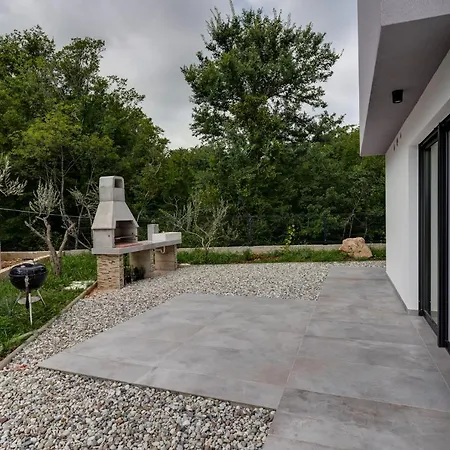 Lavanda -semi-detached With A Pool And A Panoramic View, Close To A Sandy Beach- By Traveler Tourist Agency Krk *